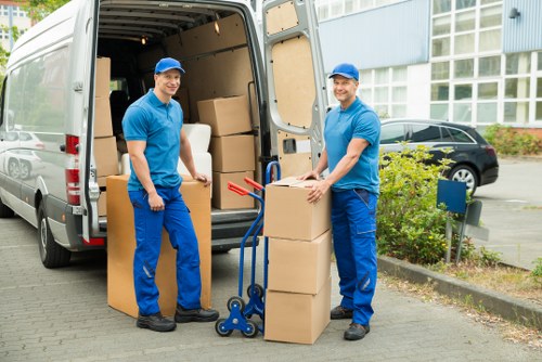 Local moving service for flats, homes, and offices in Epsom